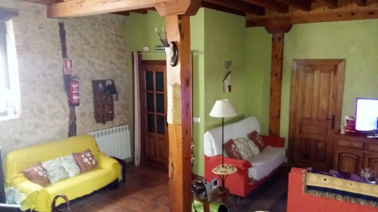 Casa Rural Calle Real Bed & Breakfast Torremocha de Ayllón Екстериор снимка