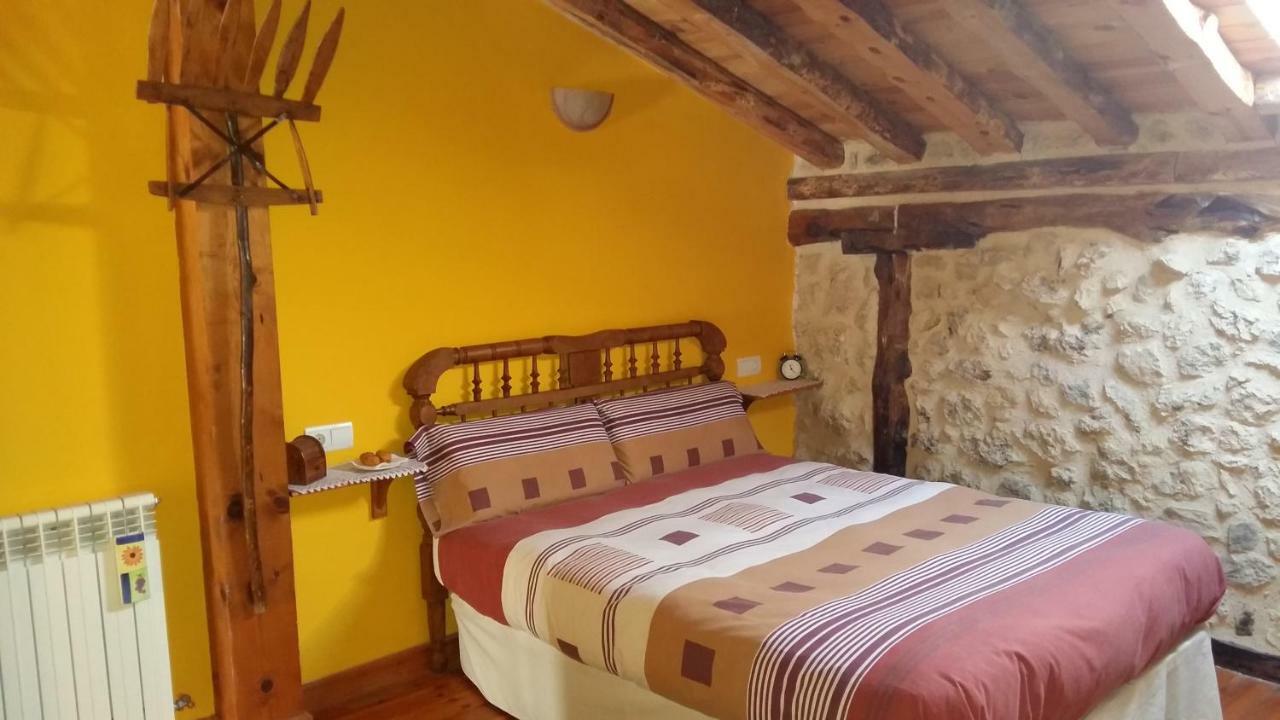 Casa Rural Calle Real Bed & Breakfast Torremocha de Ayllón Екстериор снимка
