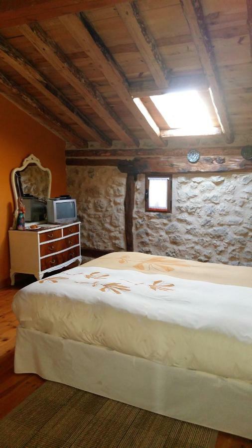 Casa Rural Calle Real Bed & Breakfast Torremocha de Ayllón Екстериор снимка