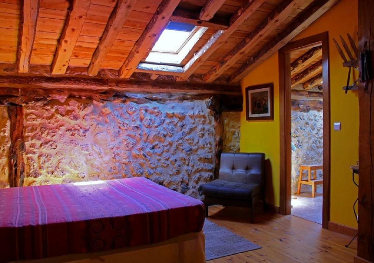 Casa Rural Calle Real Bed & Breakfast Torremocha de Ayllón Екстериор снимка