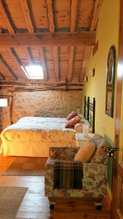 Casa Rural Calle Real Bed & Breakfast Torremocha de Ayllón Екстериор снимка