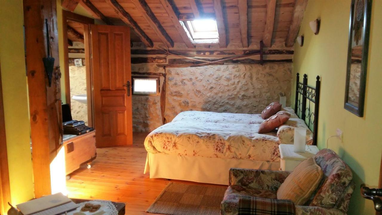 Casa Rural Calle Real Bed & Breakfast Torremocha de Ayllón Екстериор снимка